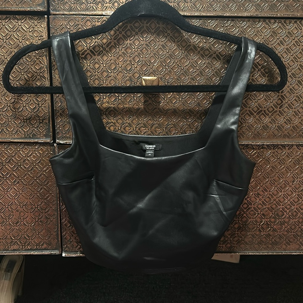 Express leather top
